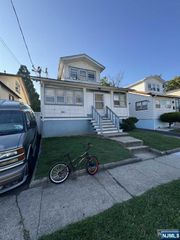 279 Isabella Avenue, Irvington, NJ 07111