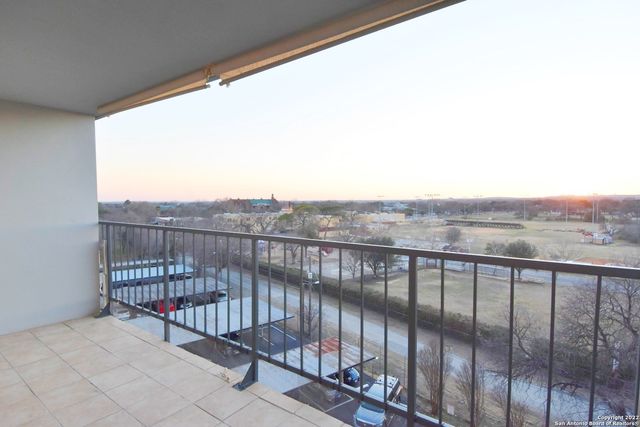 7039 San Pedro Ave Apt 612, San Antonio, TX 78216