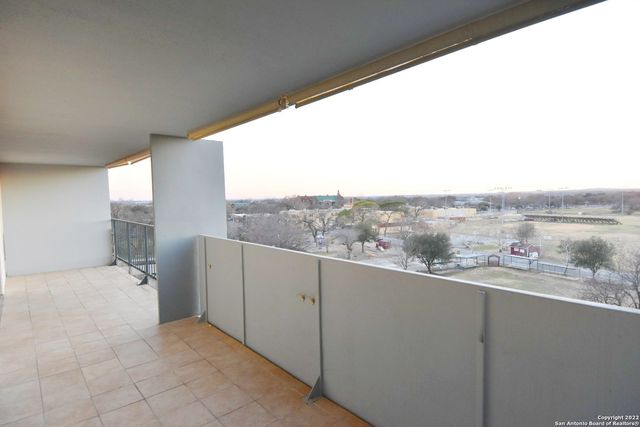 7039 San Pedro Ave Apt 612, San Antonio, TX 78216