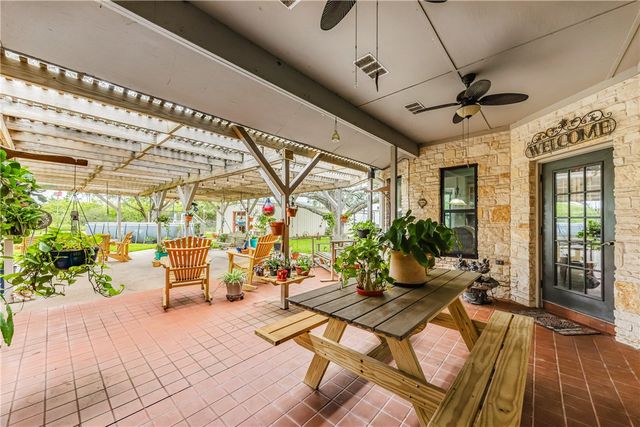 345 TRAIL RIDGE Dr, Sandia, TX 78383