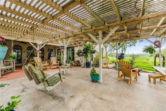 345 TRAIL RIDGE Dr, Sandia, TX 78383
