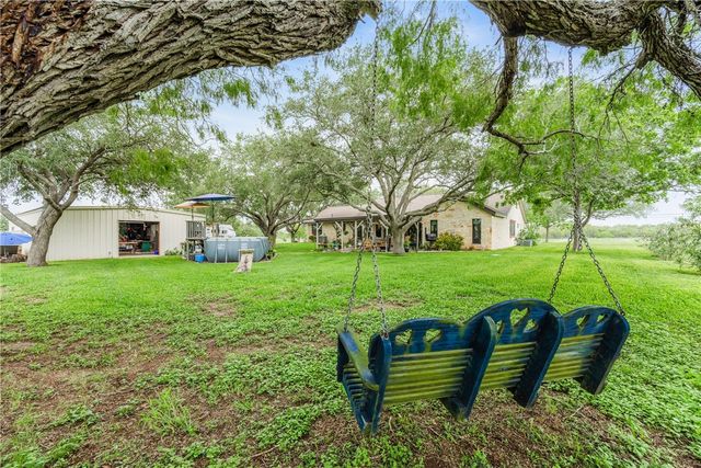 345 TRAIL RIDGE Dr, Sandia, TX 78383