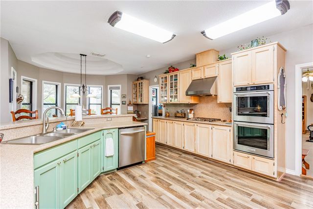 345 TRAIL RIDGE Dr, Sandia, TX 78383