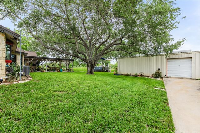 345 TRAIL RIDGE Dr, Sandia, TX 78383