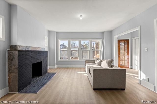 3764 W Euclid Street, Detroit, MI 48206