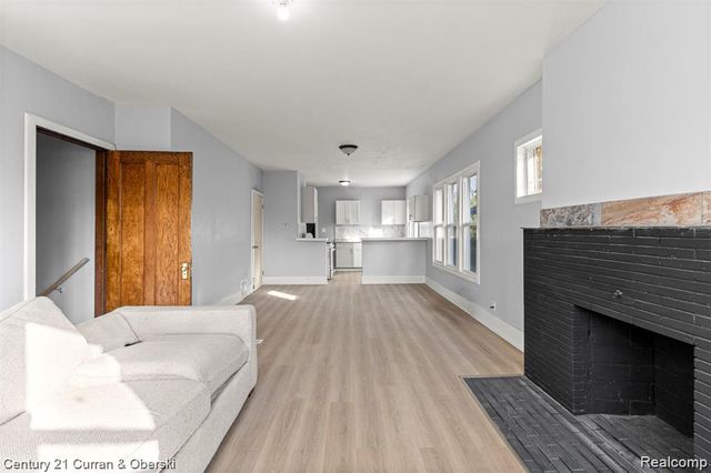 3764 W Euclid Street, Detroit, MI 48206