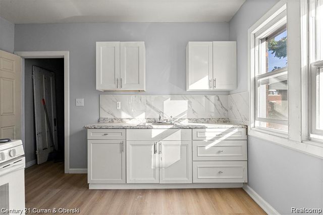 3764 W Euclid Street, Detroit, MI 48206