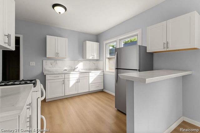 3764 W Euclid Street, Detroit, MI 48206