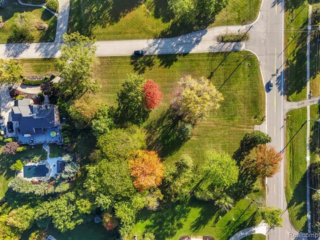 48100 Powell Road, Plymouth, MI 48170