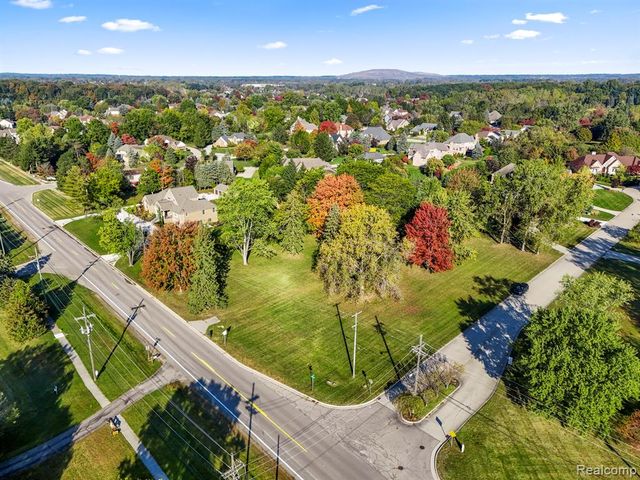 48100 Powell Road, Plymouth, MI 48170