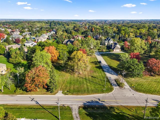 48100 Powell Road, Plymouth, MI 48170