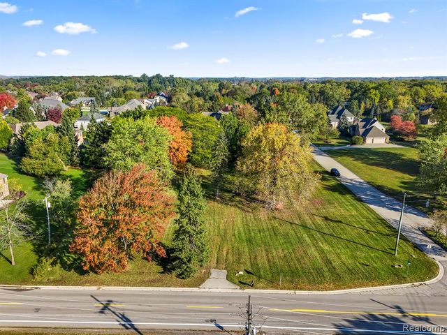 48100 Powell Road, Plymouth, MI 48170