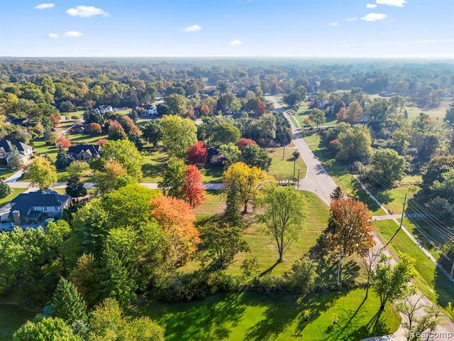 48100 Powell Road, Plymouth, MI 48170