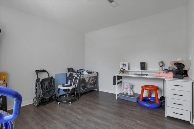 2155 Pentress Drive, Grove City, OH 43123