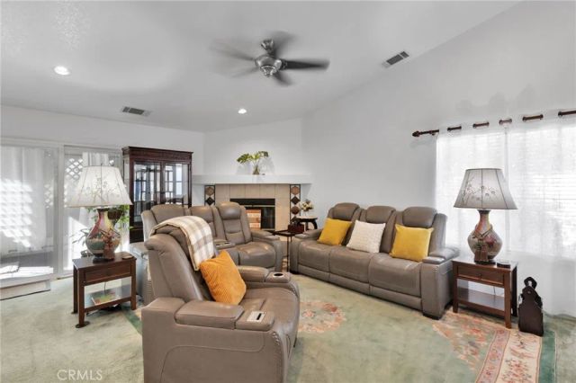 15376 San Miguel Way, Victorville, CA 92394