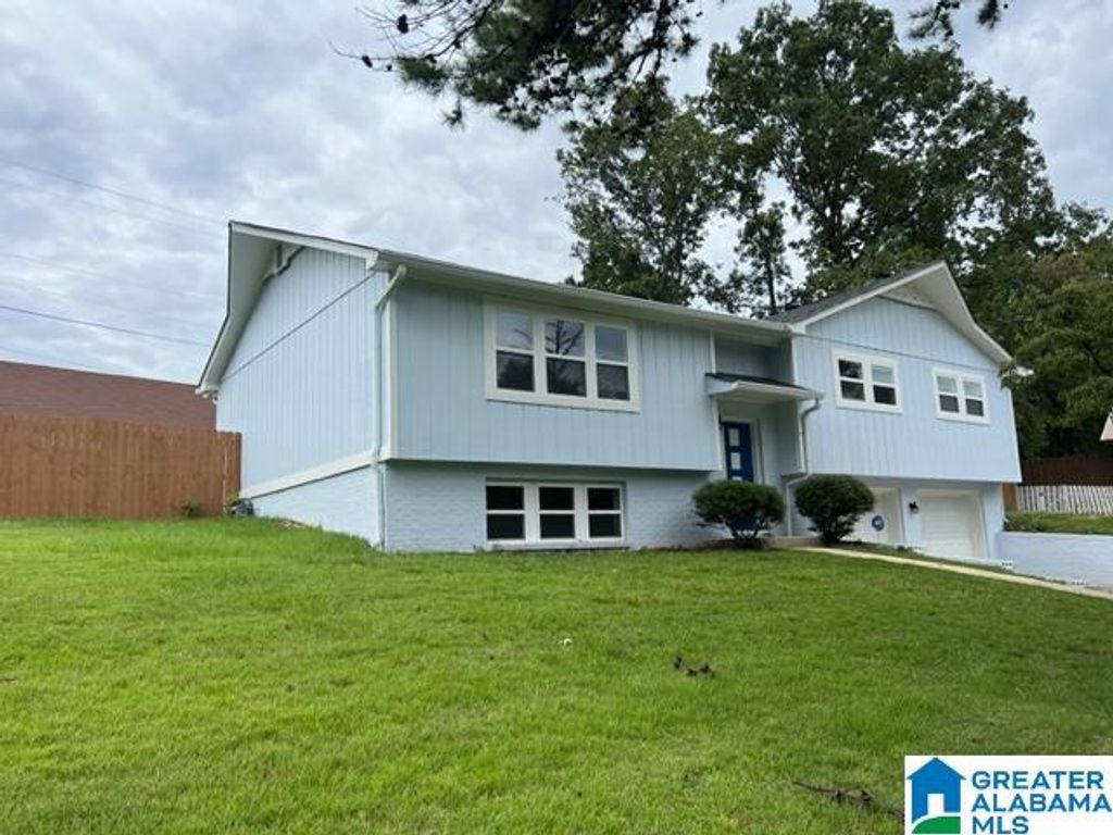 2300 6TH STREET NW, Birmingham, AL 35215