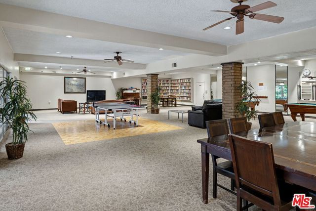 2700 Cahuenga Boulevard 1203, Los Angeles, CA 90068