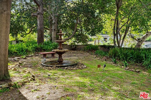 2700 Cahuenga Boulevard 1203, Los Angeles, CA 90068