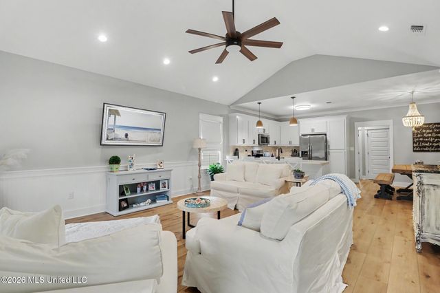 4167 Nineteenth Street, Bay Saint Louis, MS 39520