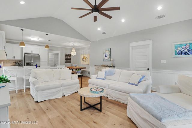 4167 Nineteenth Street, Bay Saint Louis, MS 39520