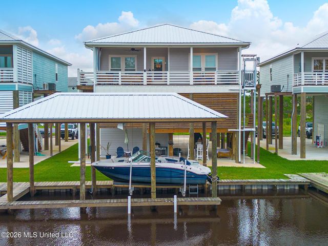 4167 Nineteenth Street, Bay Saint Louis, MS 39520