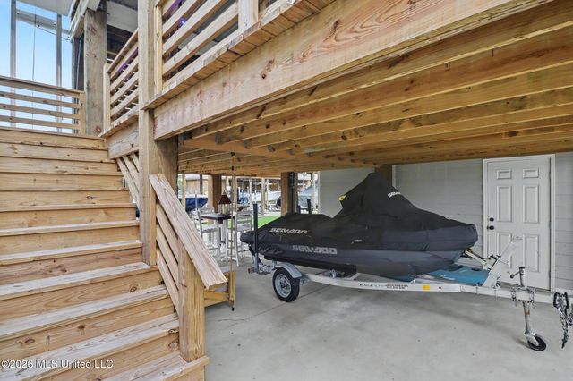 4167 Nineteenth Street, Bay Saint Louis, MS 39520