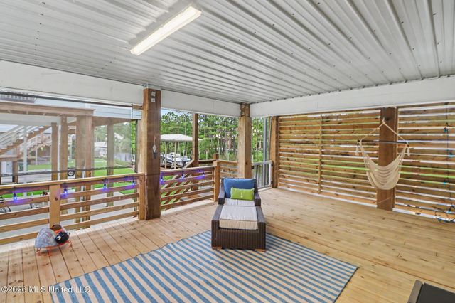 4167 Nineteenth Street, Bay Saint Louis, MS 39520