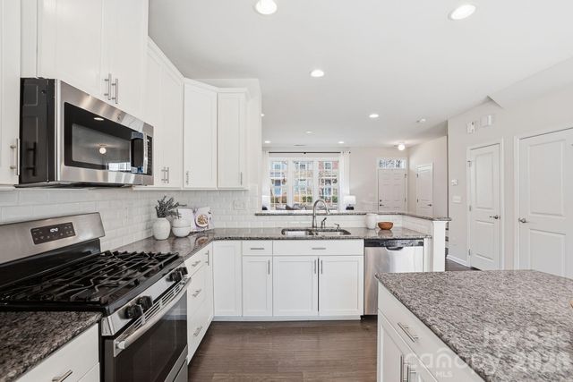 3047 Potomac River Parkway, Charlotte, NC 28217