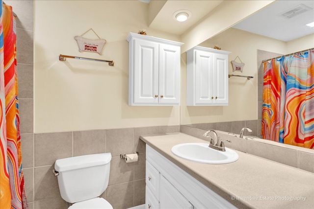 8325 Portsmouth Drive A, Darien, IL 60561