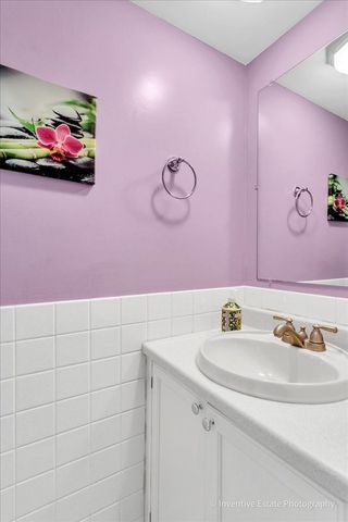8325 Portsmouth Drive A, Darien, IL 60561