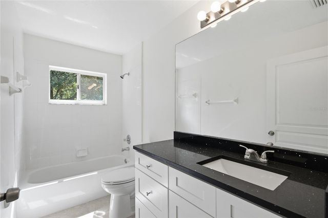 6003 CHELLAS COURT, Lutz, FL 33558