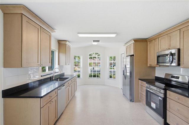 6003 CHELLAS COURT, Lutz, FL 33558