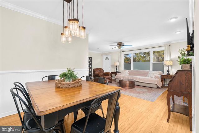 5 YORKTOWN AVE, West Chester, PA 19382