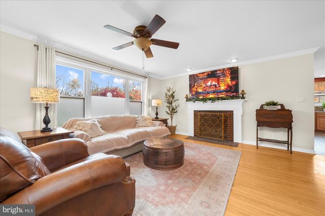 5 YORKTOWN AVE, West Chester, PA 19382