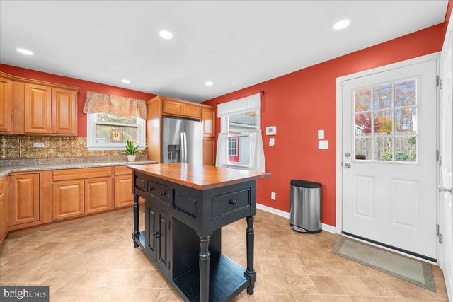 5 YORKTOWN AVE, West Chester, PA 19382