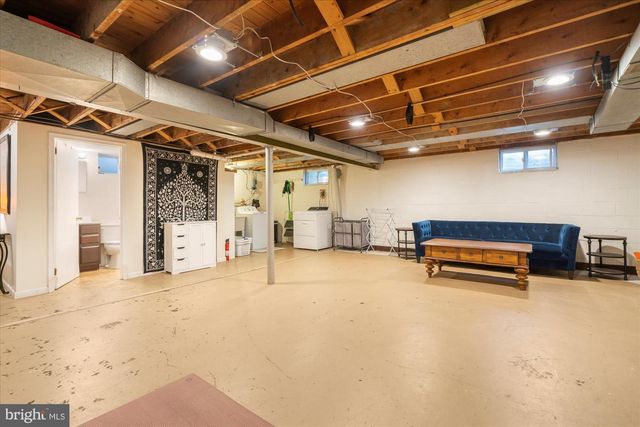 5 YORKTOWN AVE, West Chester, PA 19382