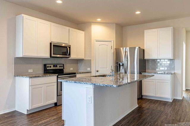 11219 POMONA PARK DR, San Antonio, TX 78249