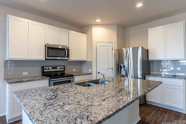 11219 POMONA PARK DR, San Antonio, TX 78249