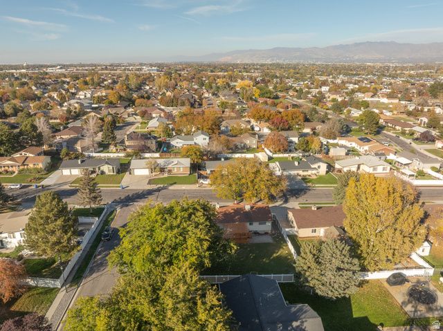 1451 W BLUEMONT DR, Taylorsville, UT 84123