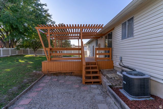 1451 W BLUEMONT DR, Taylorsville, UT 84123