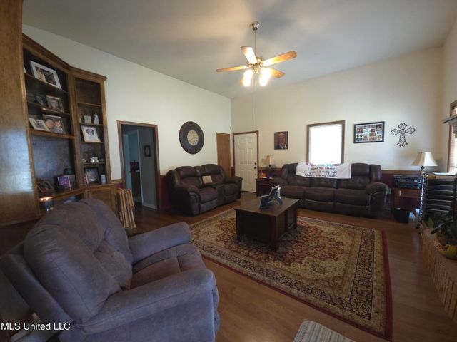 550 Pecan Boulevard, Brandon, MS 39042