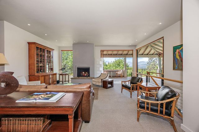 1630 NW Olmar Drive, Grants Pass, OR 97526