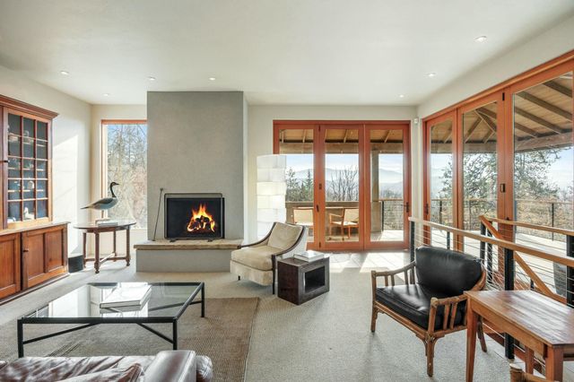 1630 NW Olmar Drive, Grants Pass, OR 97526