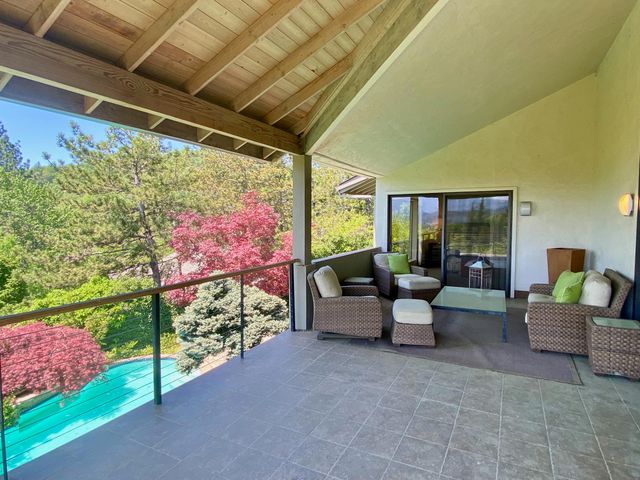 1630 NW Olmar Drive, Grants Pass, OR 97526