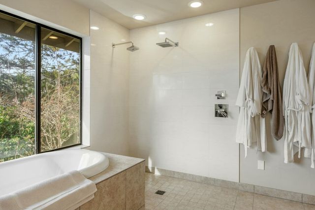 1630 NW Olmar Drive, Grants Pass, OR 97526