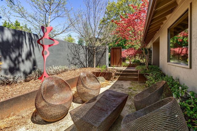 1630 NW Olmar Drive, Grants Pass, OR 97526