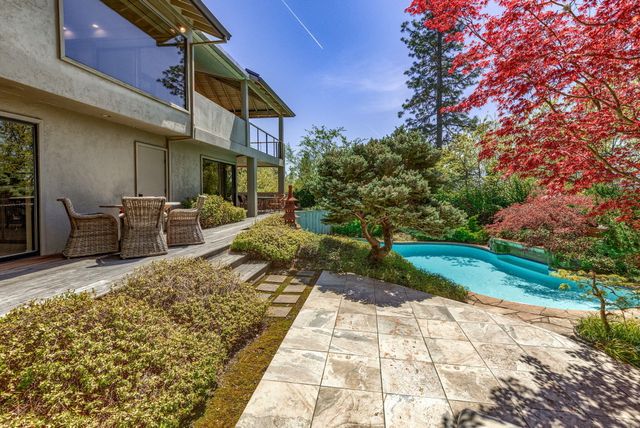 1630 NW Olmar Drive, Grants Pass, OR 97526