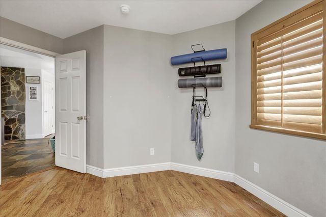 11385 Francis Dr, Grass Valley, CA 95949