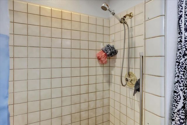 11385 Francis Dr, Grass Valley, CA 95949