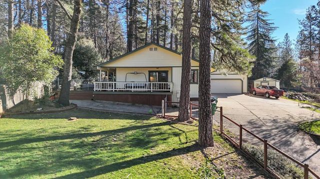 11385 Francis Dr, Grass Valley, CA 95949